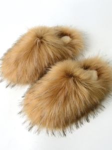 2023 Winter Fluffy Slippers Internet Hot New Male and Female Home Stuffed Furry Toe Cap Cotton Slippers Non-Slip Slipper