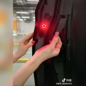 2pcs Universal Wireless Car Door LED Warning Light Shinning Blinking Light Strobe Flash LED Lampu Kereta Motor Moto