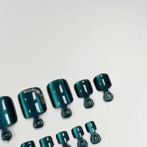 24Pc Lake Blue Cat Eye Press On Toenails Short Square Fake Toenail with 3D Rhinestone Decor Handmade Full Cover False Foot Nails