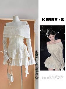 White Lace Slimming Short Sleeve Top And Woven Mini Skirt Set Two-Piece Ensemble for Young Women Polyester Material