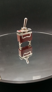 Saklar Toggle on off 2pin kualitas bagus 2pcs