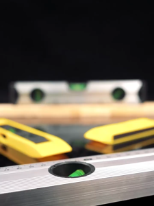 Strong Magnet High Precision Thickened Aluminum Alloy Level Ruler with Magnetic Suction Measurement