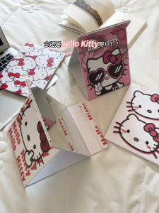 Gương Hello Kitty Trang Điểm Phong Cách INS – Gương Soi Mini Gập Gọn Để Bàn Làm Việc 2026