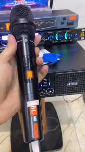 Micro Karaoke Không Dây UHF JB KMC10 Lọc Ồn Hát Nhẹ Bắt Sóng Khoẻ Chống Hú Hiệu Quả.