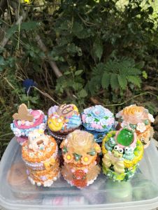 ยาดมพร้อมเคสdiy 5แถม1(ลดล้างสต๊อก)