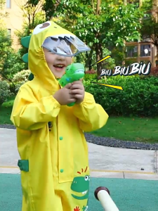 👶🌧️เสื้อกันฝนเด็ก ชุดกันฝนเด็ก เสื้อกันฝน เสื้อกันฝนเด็กชายหญิง เนื้อผ้าหนา หมวกปีกใหญ่ขึ้น นุ่มและสบาย ลายการ์ตูน