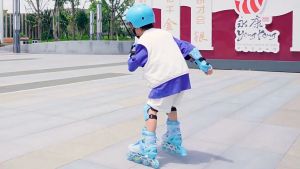 Paket Sepatu Roda Anak Dengan Dekker Pelindung Lutut Siku Telapak Tangan Termurah Inline Skates Roda Bantu Bajaj Pemula Belajar Roller Skating Anak Bestseller / Sepaturoda POWER anak warna merah pink biru untuk laki-laki dan perempuan