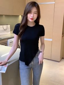 ⚡Port⚡ blouses women new style 2025 Ins Slim Fitting Versatile T-shirt Side Split Black Short Sleeve Trendy Chic Top