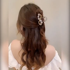 Bonnie Cathy Kẹp tóc kiểu dáng thanh lịch với hoa và đá lấp lánh cùng hạt ngọc trai cho kiểu tóc nửa búi thời thượng