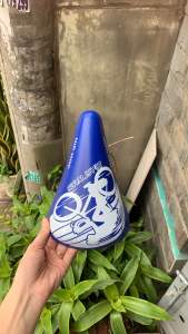 Yên xe đạp trẻ em màu xanh kiểu dáng thể thao