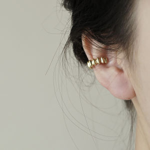 French Luxury Pain-Free No-Piercing Ear Cuff Womens Fashion Simple Elegance Design Sensation Ear Jewelry Clip-On Earrings