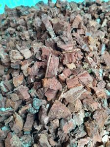 1kg kulit pinus cacah halus media tanam anggrek