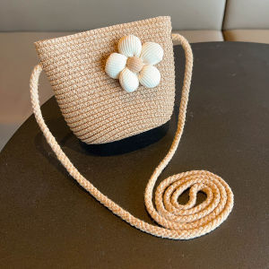 Tulip Bow Rattan Bag Crossbody