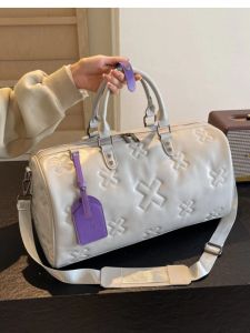 Large Capacity Fitness Bag Womens Travel Bag Wet And Dry Separation Training Bag Waterproof Swimming Bag for Business Trips