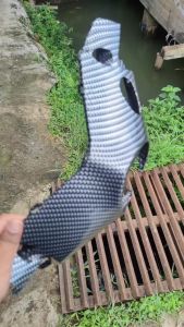 Cara Meningkatkan Penampilan Motor Nmax dengan Cover Stang Bawah Old Carbon Glossy