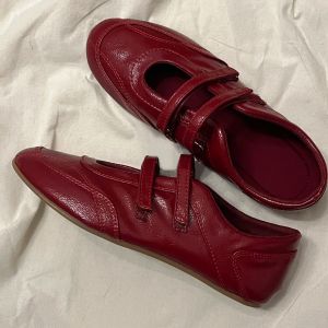 Cowhide Version of The Velcro Casual Sneakers Women's Versatile Ballet Style Mary Jane Leather Red Flat Shoes Tide