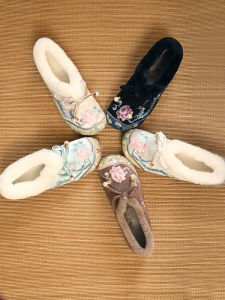 Autumn Winter Chinese Style Embroidered Cotton Slippers Womens Fluffy Soft Bottom Flat Bottomed Traditional Ethnic Flavored Shoes
