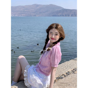 เสื้อสเวตเตอร์คอปกตุ๊กตาสไตล์ย้อนยุคสำหรับผู้หญิง แขนสั้น ทรงเข้ารูป ทรงเข้ารูป แขนสั้น คอปกตุ๊กตา แขนสั้น แขนสั้น แขนสั้น