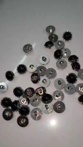 Nút áo may trang trí* bảng 1 cm * set 4 nút