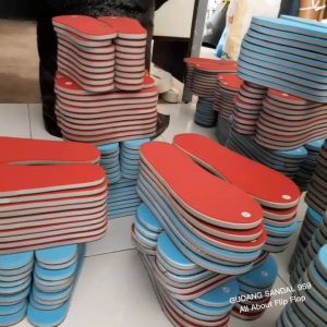 SENDAL JEPIT WARNA MERAH & TALI MERAH TERPISAH