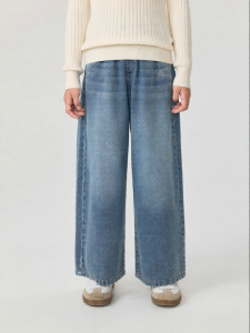 Marc&Janie | Sequined Bow Flared Denim Pants