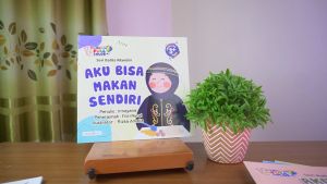 Membantu Anak Mandiri dengan Buku Cerita Anak Bilingual