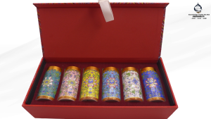 珐琅彩花卉陶瓷茶叶罐Enamel Painted Floral Ceramic Closing Lid Tea Canister