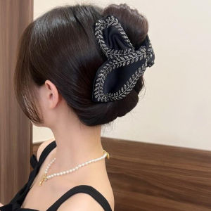 Parisian Princess Diamond Triangle Hair Clip Womens New 2025 High-End Hair Accessories Full Back of Head Flower Headwear