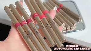 Automatic Lip Liner Lipstick Artifact Lip Pencil Line Pen Lipstick Beauty Waterproof Moisturizing
