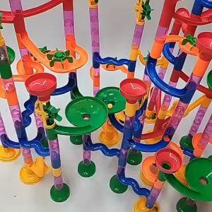 เล่นเด็กชุดรางลูกแก้ว 3 แบบ 93/113/142 PCs DIY