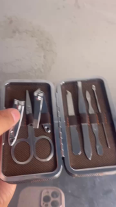 Bộ dụng cụ làm móng tay bộ cắt móng tay SET 7 MÓN kèm hộp đựng tiện lợi nhỏ gọn