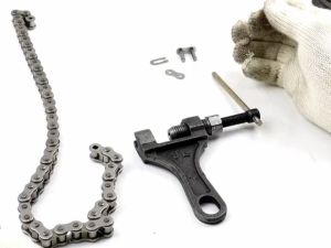 cảo tháo mắt sên xe máy thép đen tốt Cảo tháo mắt sên xe máy