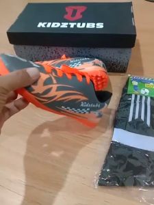 KIDZTUBS Paket Komplit Sepatu Futsal Anak & Tas Skin
