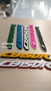 EMBLEM MOTOR CB150R EKSTERIOR MOTOR VARIASI HURUF TIMBUL 3D BAHAN RESIN