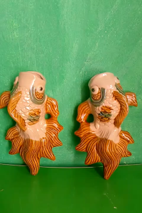 Chậu cá treo tường men nâu trắng 2 con
