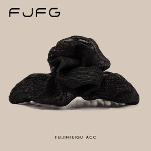 Cloud Folded Hair Claw Womens Semi-Updo Bun Shark Clamp Simple Versatile High-End Feeling New Fresh out Original Design