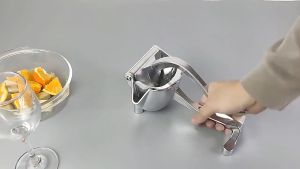 【SKIT】Aluminium Steel Alloy / Stainless Steel SUS 304 Hand Press Juicer Lemon Squeezer Juicer Juice Extractor Citrus Lime Fruit Grapefruit Juicer Presser Manual Lemon Orange Juicer Pomegranate Manual Juicer Manual Fruit Juicer Manual Pressed Juicer