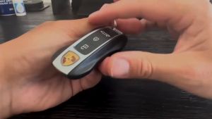 ถ่าน แบตรีโมท Porsche Panamera 2018-2020 แท้ ตรงรุ่น เปลี่ยนเองถูกกว่า ล้าน% (MAX CR2032H)