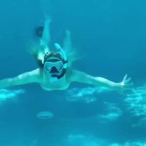 Full Dry Snorkel Easy-Breath Diving Snorkel for Scuba Diving Freediving Swimming Top Dry Valve Food-Grade Silicone Mouthpiece