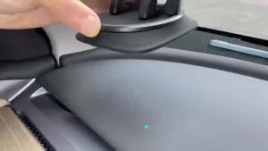 Universal Car Phone Mount Anti-Slip Pad Dashboard Navigation Holder Support Bracket 360 Degree Rotation Stand Car Accessories
