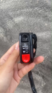 WACA สวิตซ์มอเตอร์ไซค์ OFF-Run ปะกับสวิทซ์แฮนด์ขวา สตาร์ท ออนออฟ ชุดสวิทช์สตาร์ทแต่ง ใส่ในรถได้เกือบทุกรุ่น Switch Fzr #