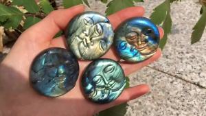 Đá Labradorite Chạm Khắc Mặt Trời Và Mặt Trăng Đánh Bóng Thủ Công Tạo Hiệu Ứng Cầu Vồng Làm Đồ Trang Sức Tự Làm Đá Trang Trí Theo Phong Cách Retro Hoài Cổ