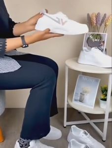 Sepatu Sneakers Wanita Casual LV Putih Trendy ukuran 36-40