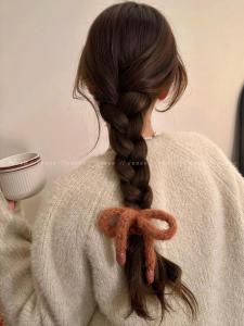 Delicate Cute Butterfly Knot Hair Ties Womens New 2024 High-End Leather Cover Autumn Winter Hair Bands Yarn Hair Ties