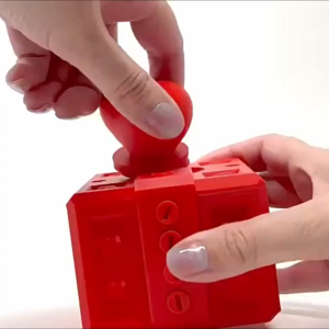 Hộp Quà "Bất Ổn" In 3D (Annoying Gift Box) – Xu Hướng quà tặng mới nhất 2025