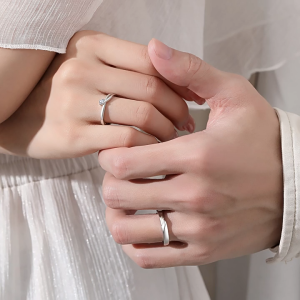 New S925 sterling silver Eternal love Couple rings for men and women Luxury and stylish  Korean-style couple rings