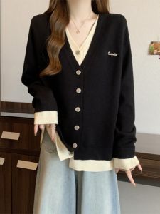 Chic V-neck Color-Block Fake Two Pieces Sweaters Womens Fall and Winter Plus Size Plus Size Ladies Slimming Sense of Design Flab Hiding Loose Knitwear