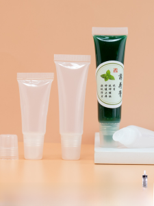 Travel Size Tube Squeeze Lipstick Bottle Small Bottle Grass Cream Foundation Liquid Hand Cream Sample Soft Tube Pharmaceutical Paste
