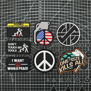 เข็มขัดเสื้อกั๊กผ้าปะติดแบบอินทรีย์สีเขียว กางเกงขายาวทรงหลวม คอลเลกชั่นฤดูร้อน ปี 2023 เสื้อผ้าทำงานสำหรับผู้ชาย