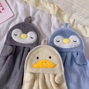 { Loại To } Túi 2 Khăn Lau Tay Hình Thú Dễ Thương – Có Móc Treo Giặt Được